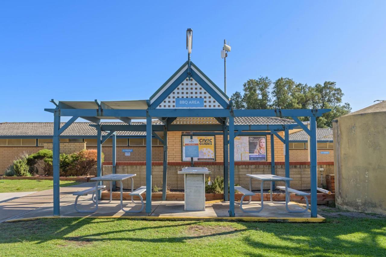 Discovery Parks - Adelaide Beachfront Exterior foto